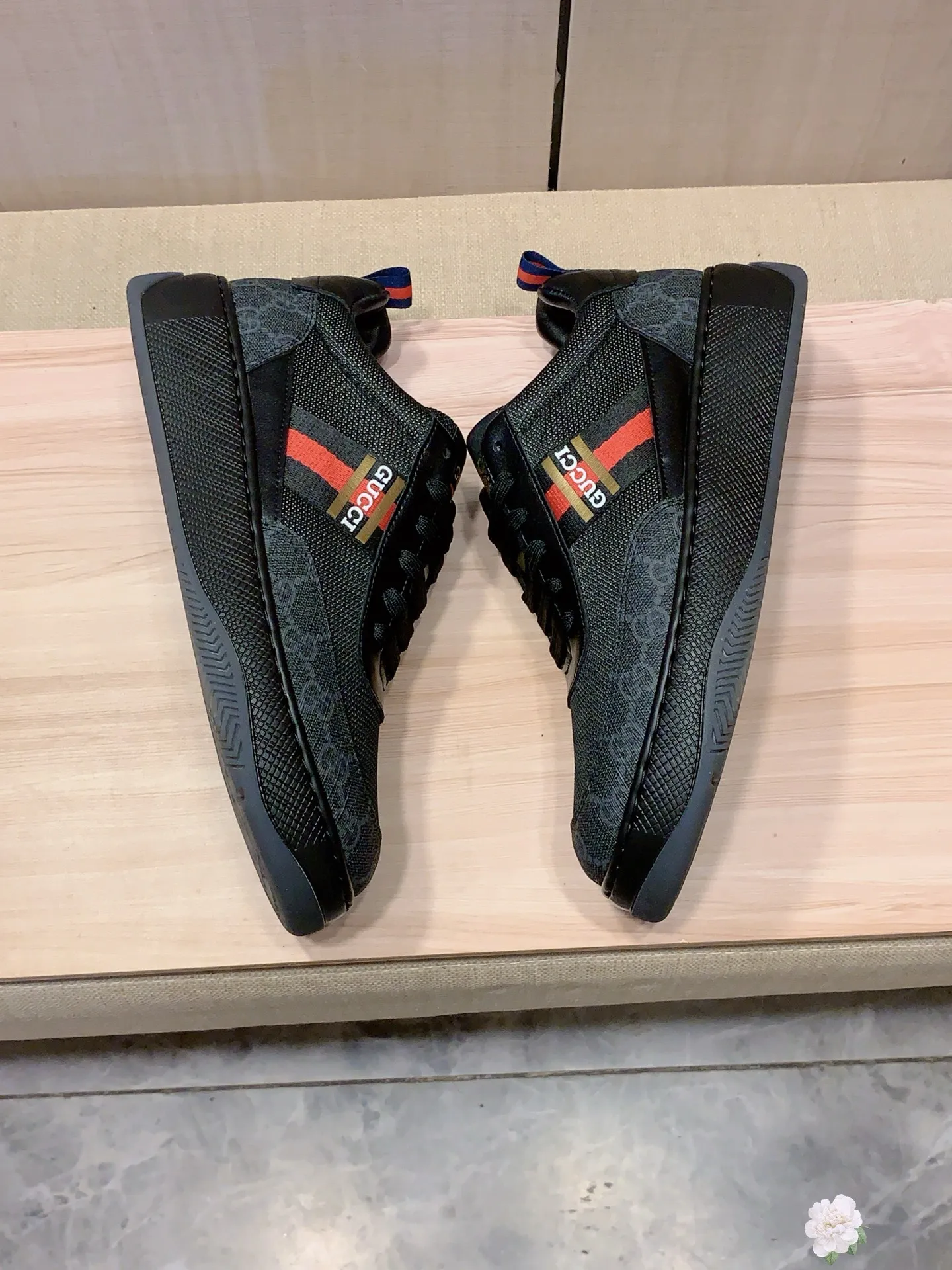 Men's Men's Shoes💰442💰💰🎩🎩[Lightning][Lightning] "Gucci*" The latest and most popular casual shoes, top brand [seduce] luxury~purchase, top~quality. [Strong] The upper is made of imported breathable cowhide with material ➕ breathable sheepskin lining (•) and fine workmanship. The original stylish and stylish soft rubber wear-resistant and non-slip outsole is light and comfortable on the feet. The real thing looks better when photographed in person. No. 143: Code: 38-44, 45 can be customized, 4️⃣ colors are available
